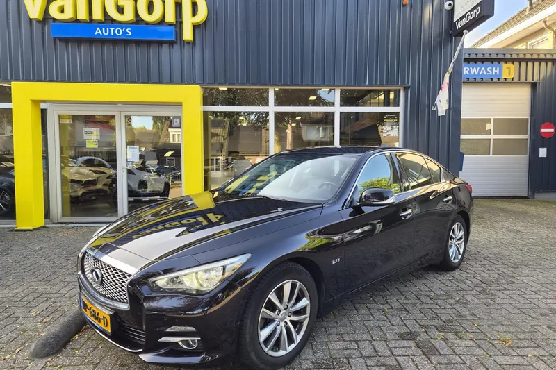 Infiniti Q50 (2016)