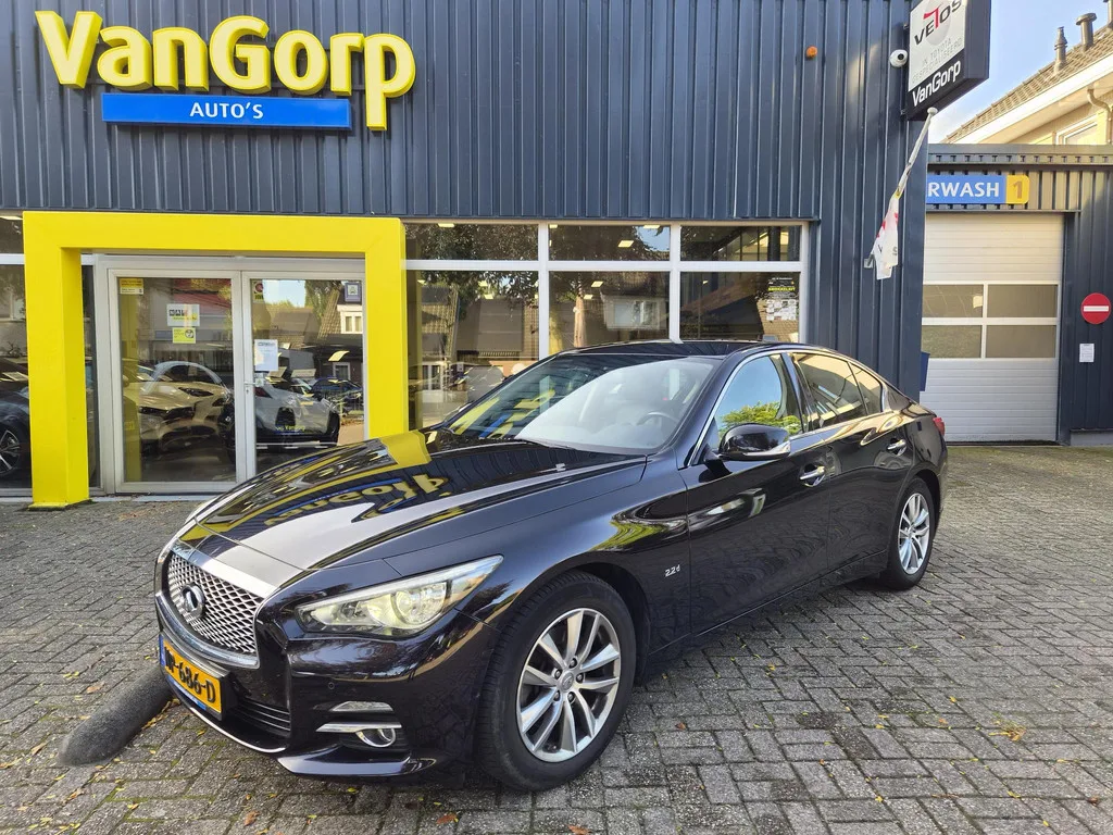Infiniti Q50 (2016) — foto 1