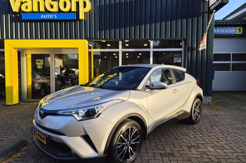 Toyota C-HR (2016)