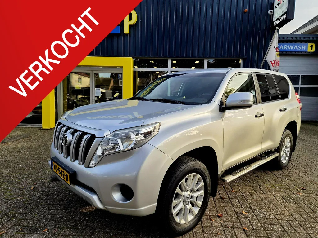 Toyota Land Cruiser (2014) — foto 1