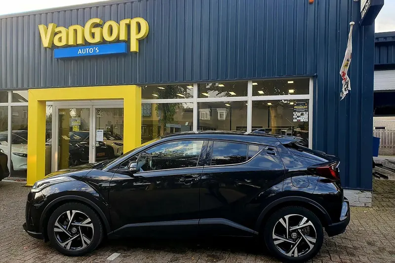 Toyota C-HR (2022)