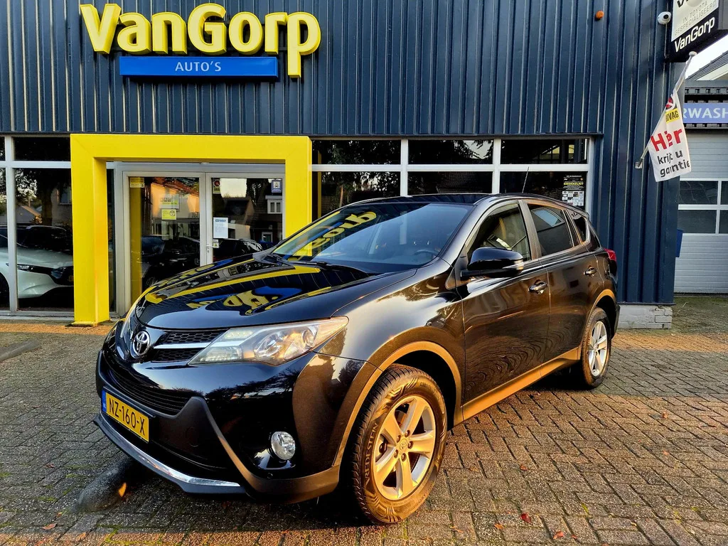 Toyota RAV4 (2014) — foto 1
