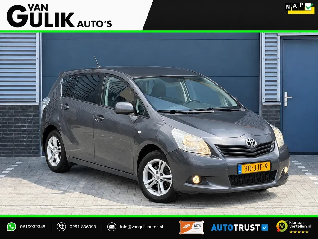 Toyota Verso (2009) — foto 1