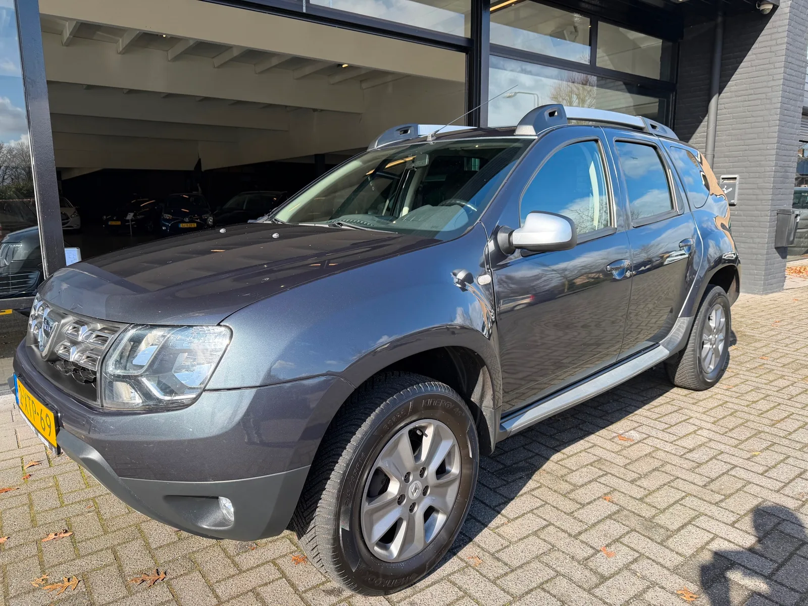 Dacia Duster (2014) — foto 1