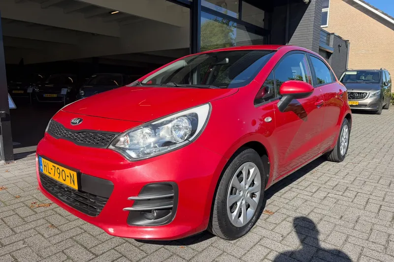 Kia Rio (2015)