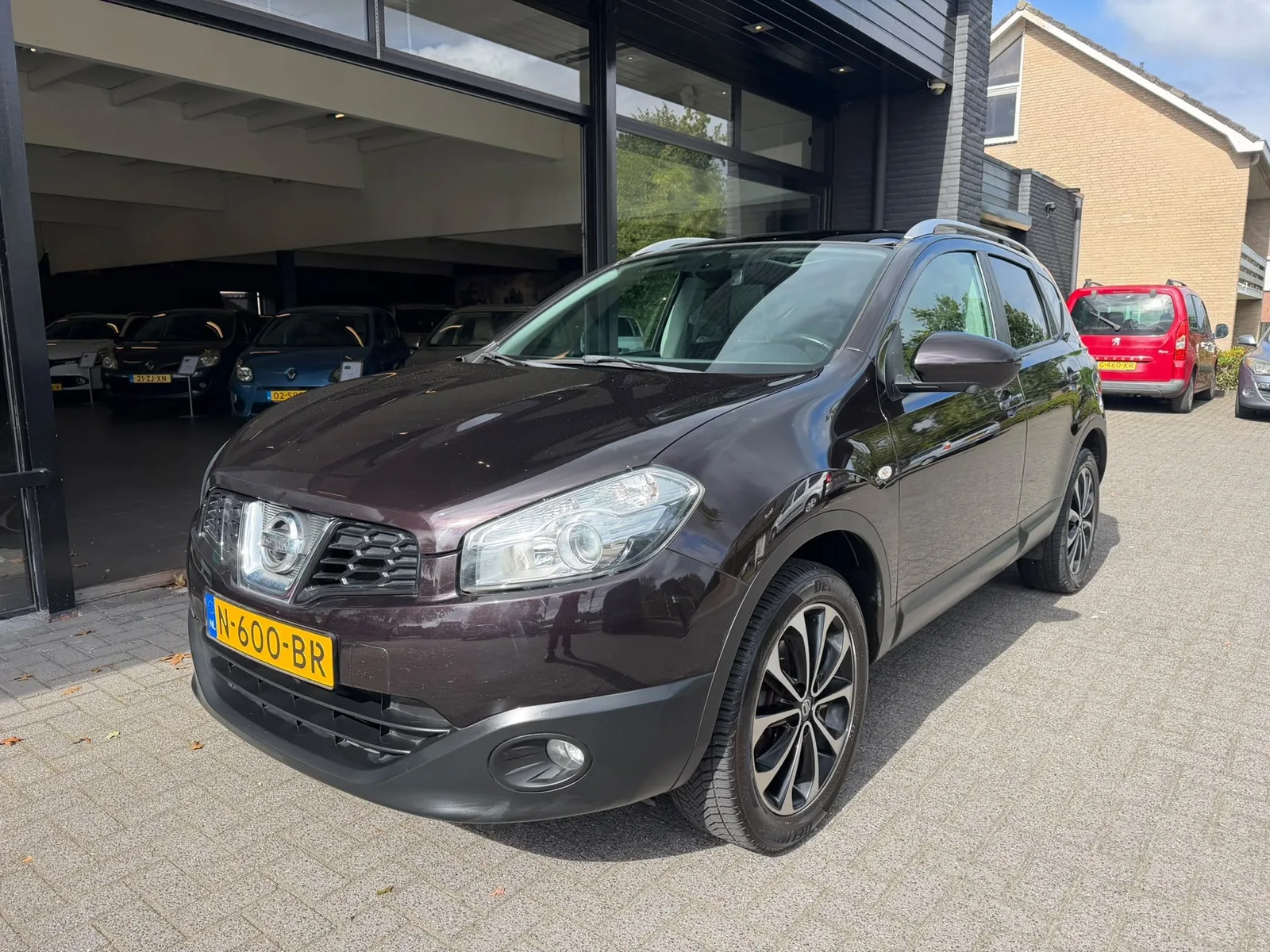 Nissan Qashqai (2012) — foto 1