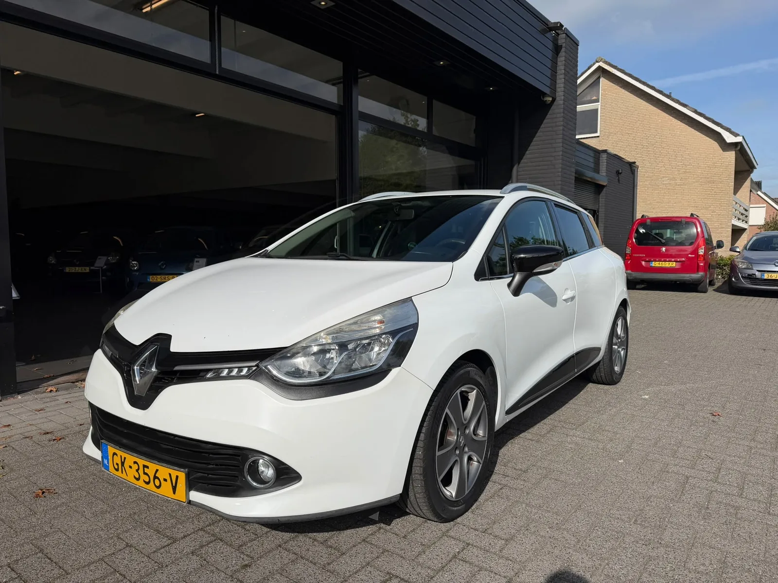Renault Clio (2015) — foto 1