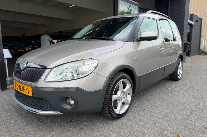 Škoda Roomster (2010)