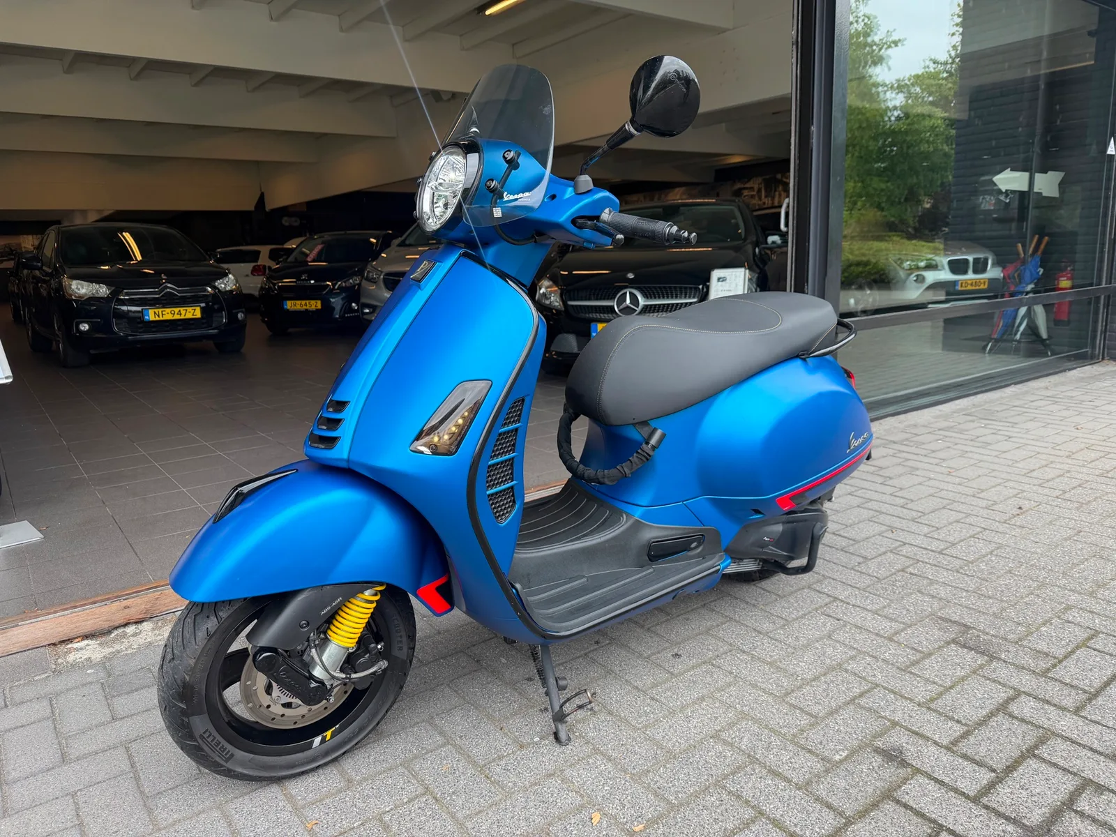 Vespa GTS 300 Super (2020) — foto 1