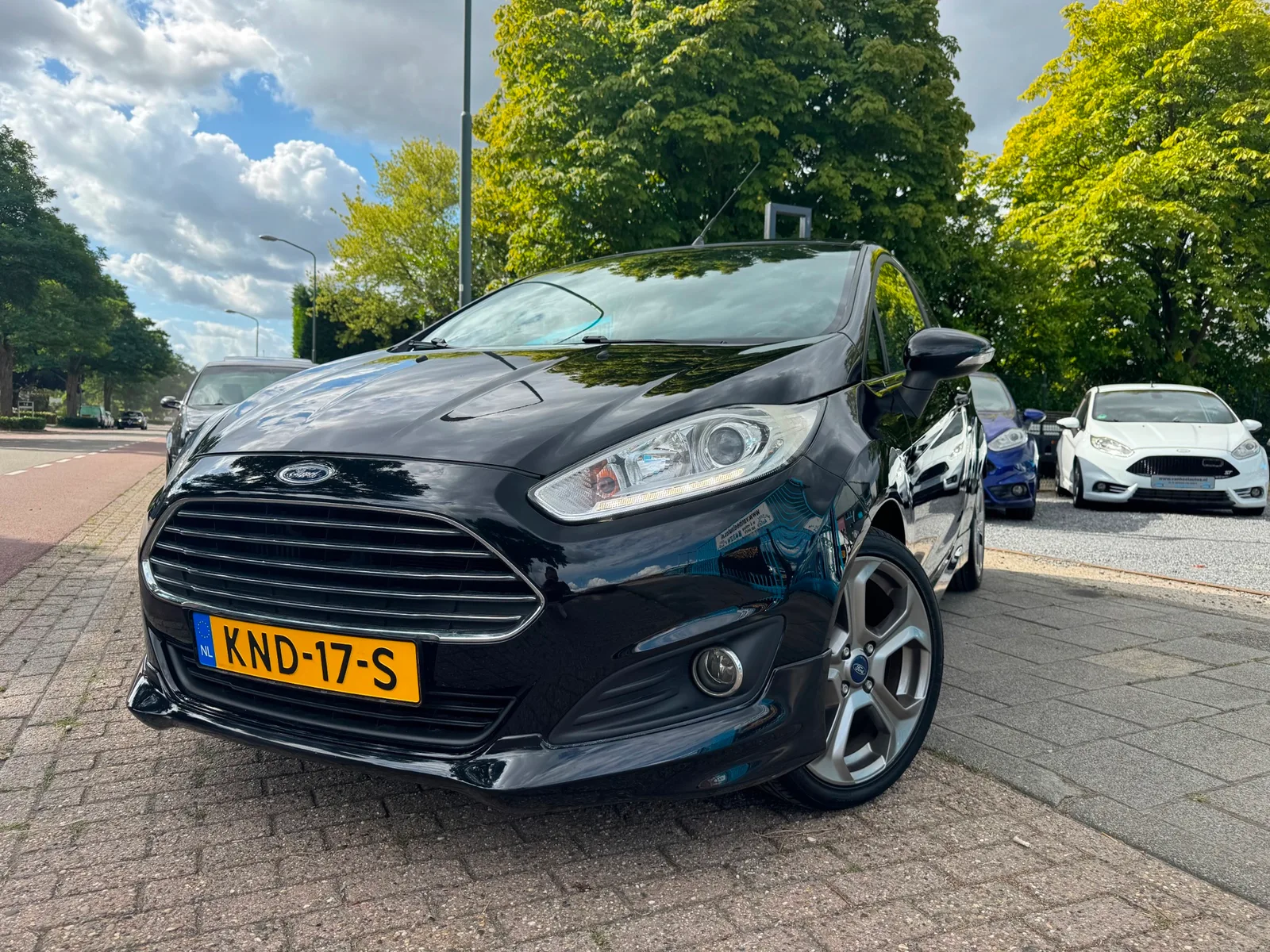 Ford Fiesta (2014) — foto 1
