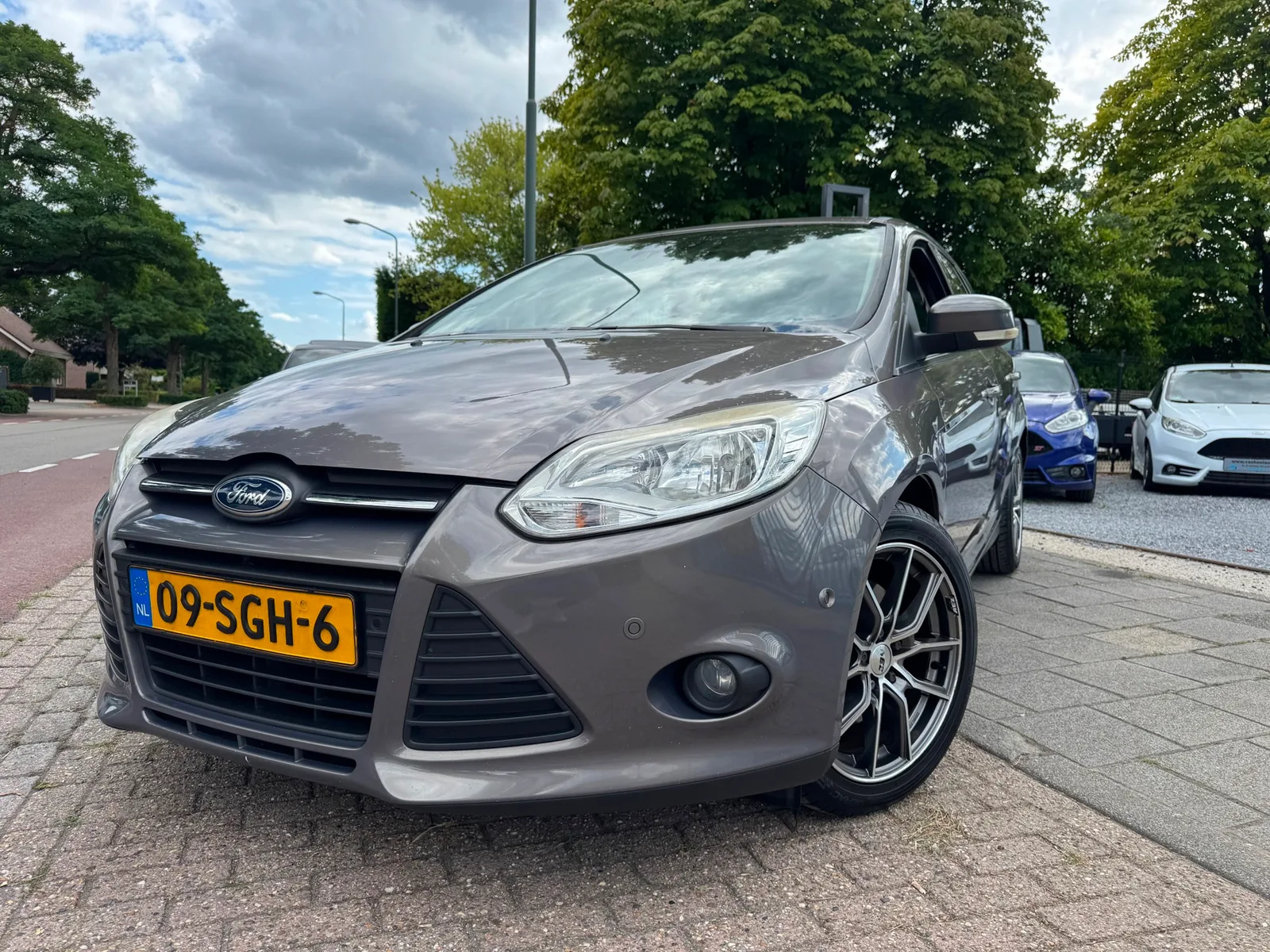 Ford Focus (2011) — foto 1