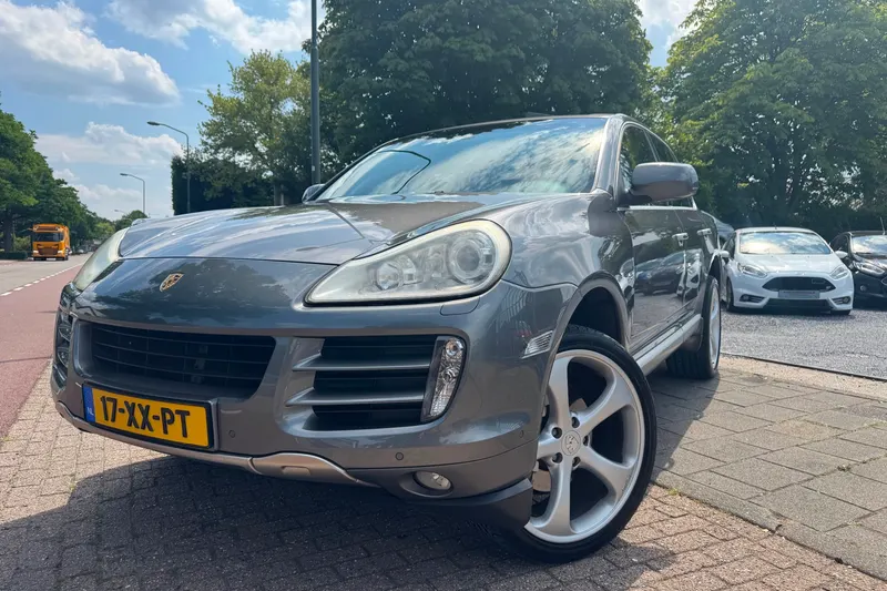 Porsche Cayenne (2007)
