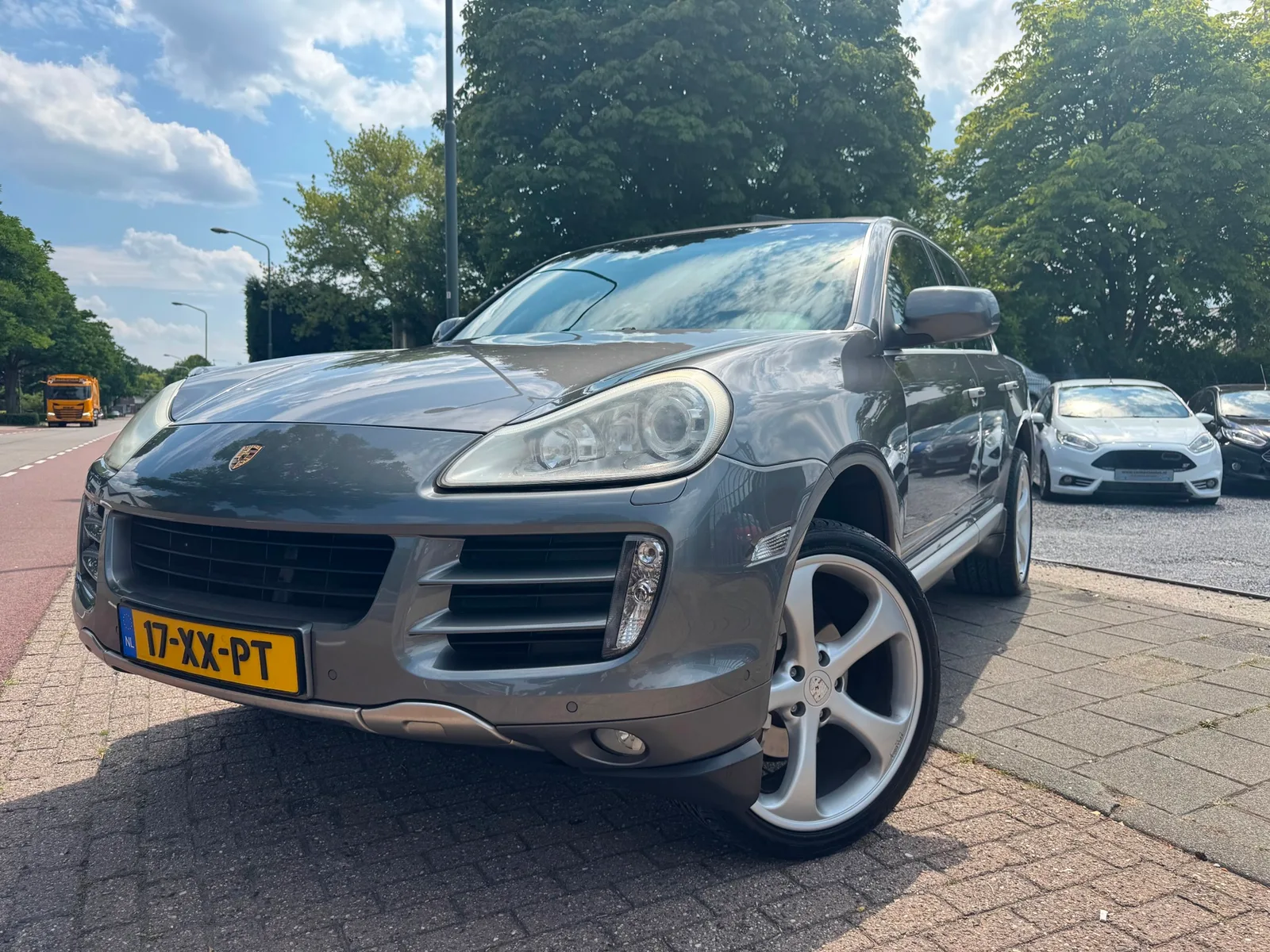 Porsche Cayenne (2007) — foto 1