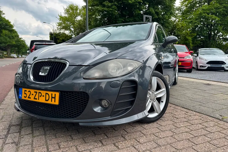 SEAT Leon (2008)