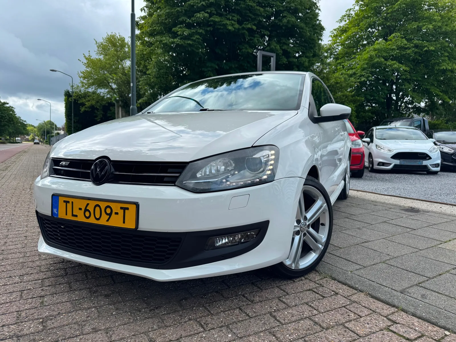 Volkswagen Polo (2012) — foto 1