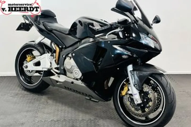 Honda CBR600RR (2003)