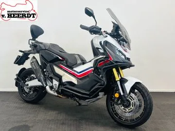 Honda X ADV (2017) — foto 1