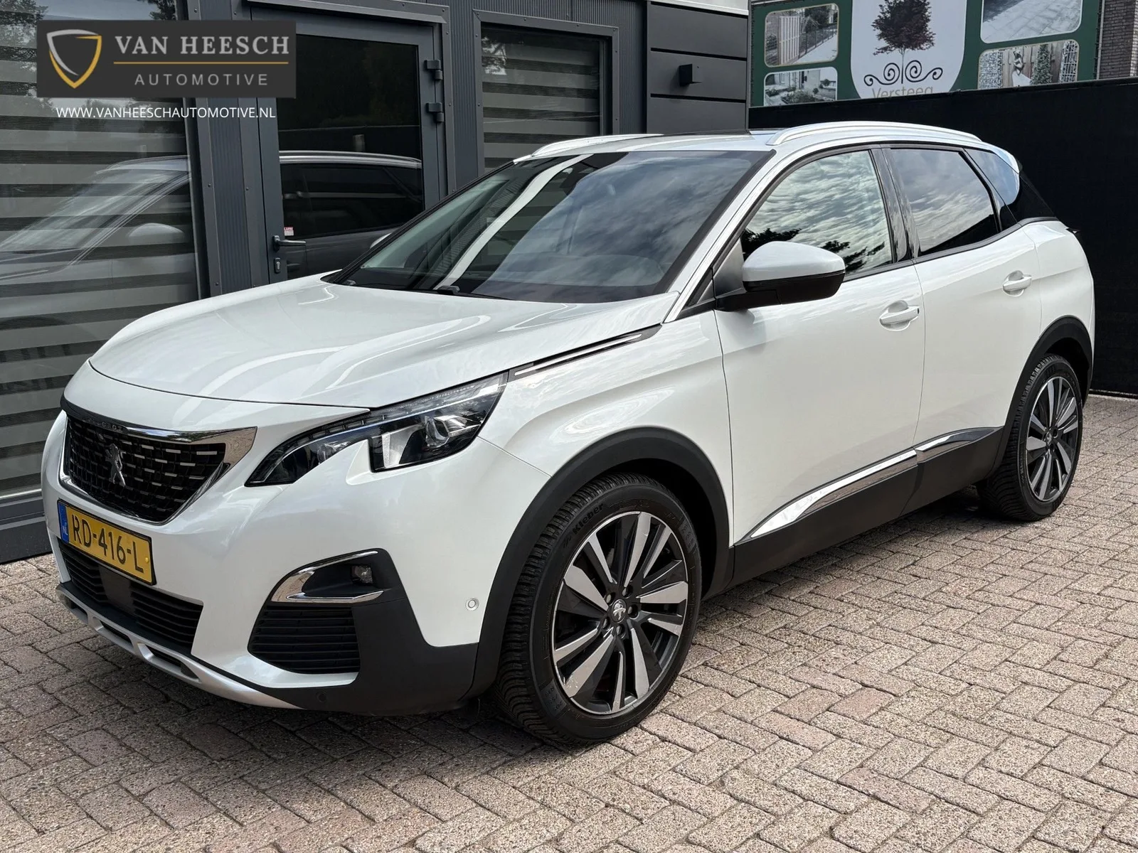 Peugeot 3008 (2017) — foto 1