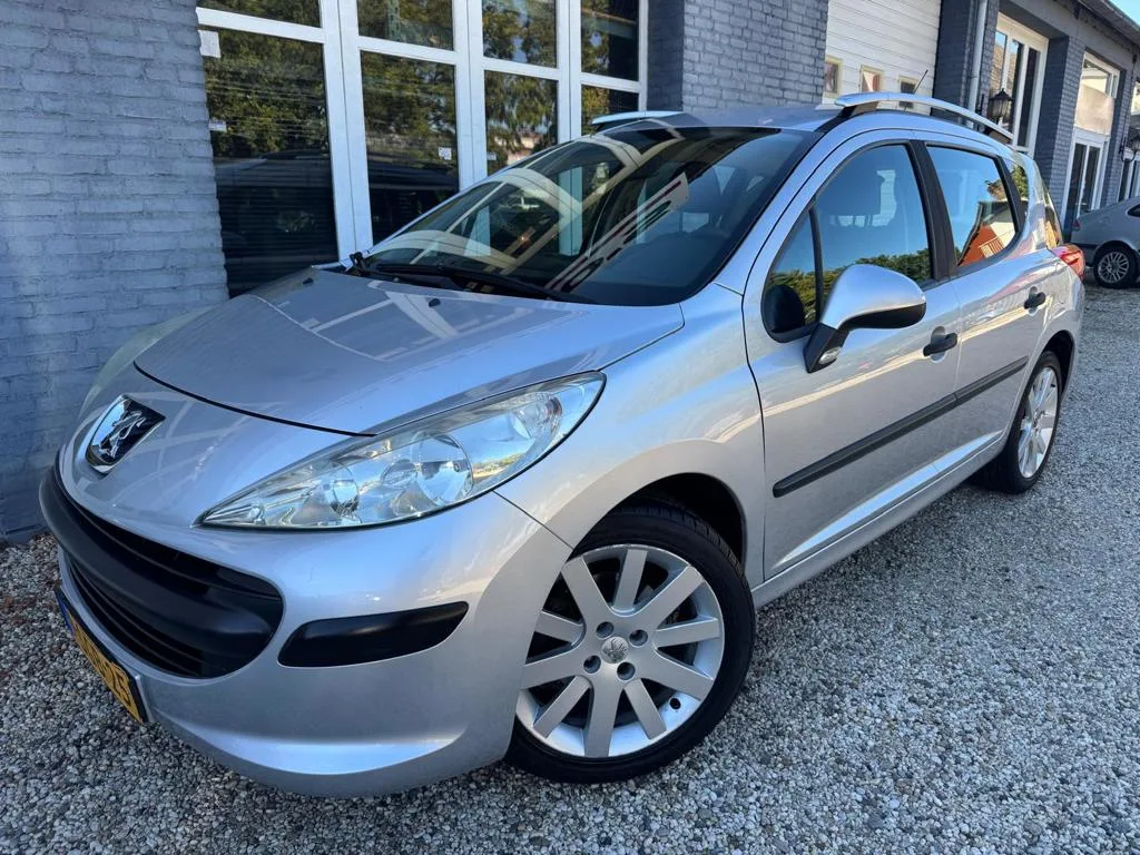 Peugeot 207 (2007) — foto 1