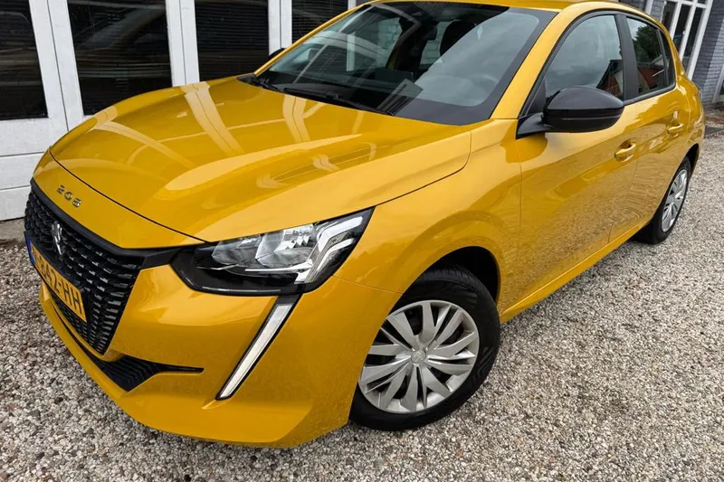 Peugeot 208 (2022)