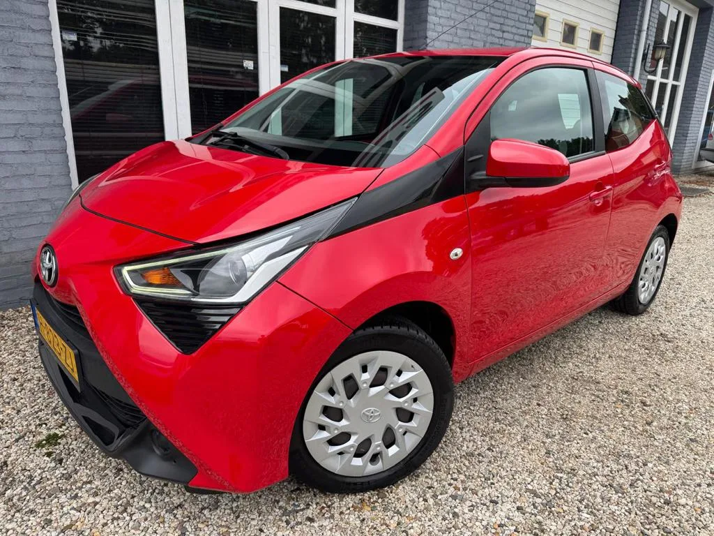 Toyota Aygo (2020) — foto 1