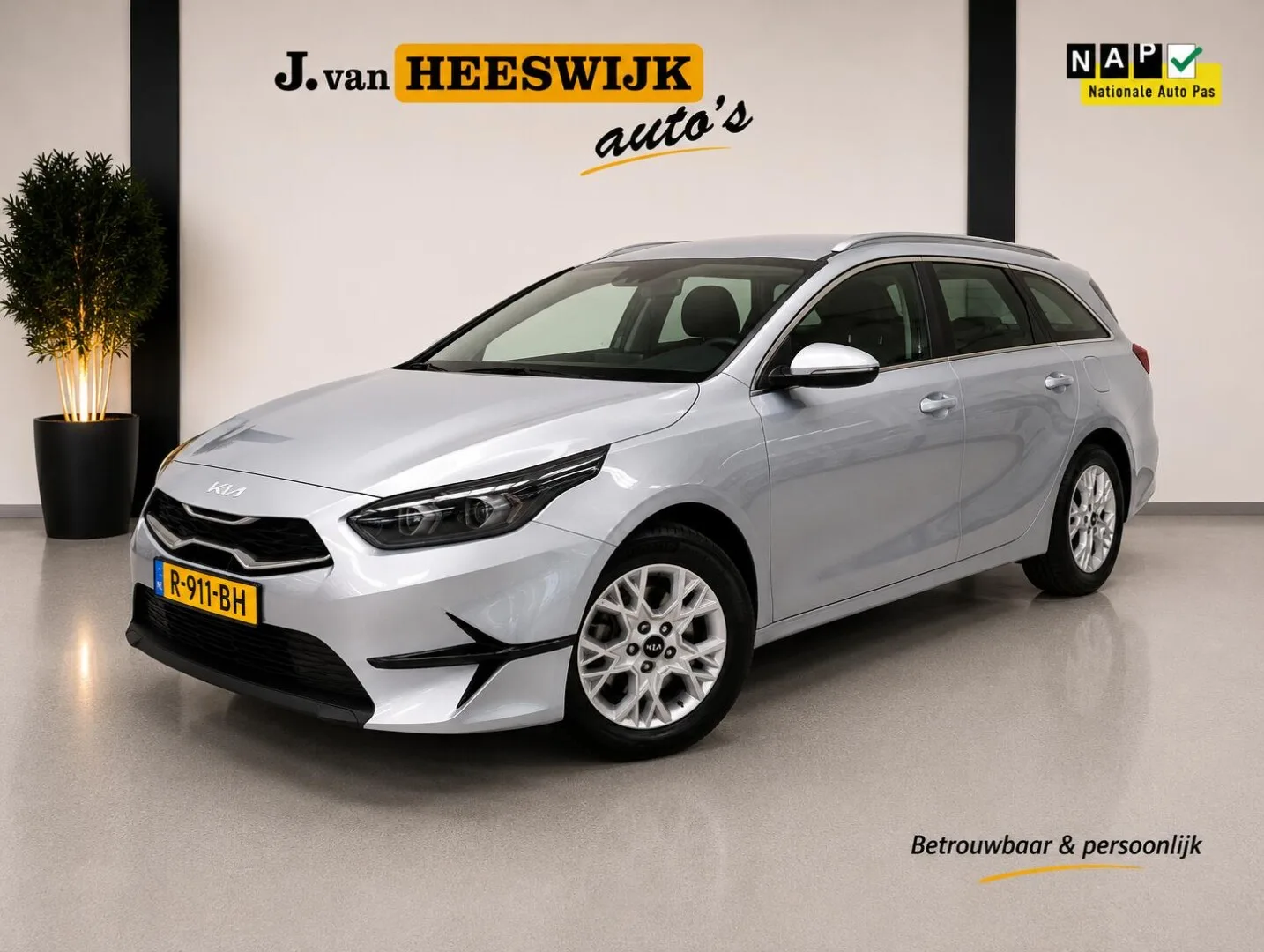 Kia Ceed Sportswagon (2022) — foto 1