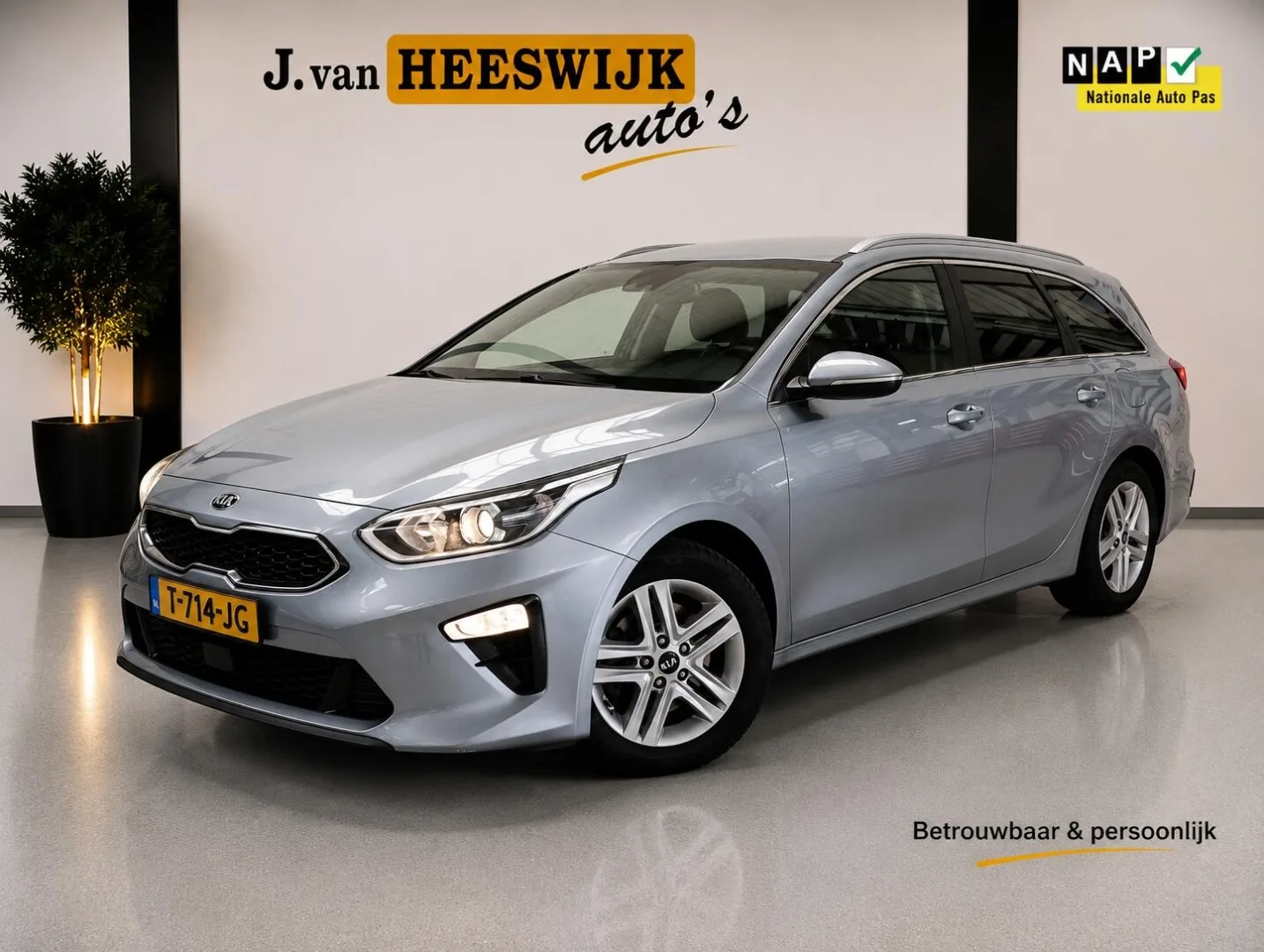 Kia Ceed Sportswagon (2019) — foto 1