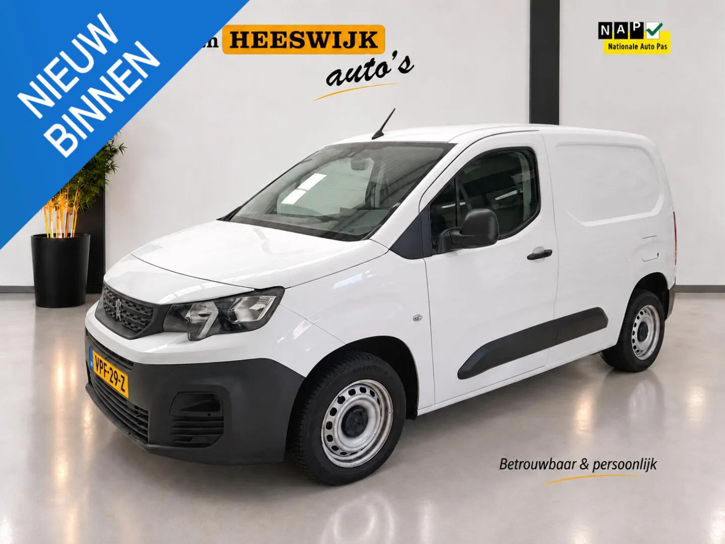 Peugeot Partner (2022) — foto 1