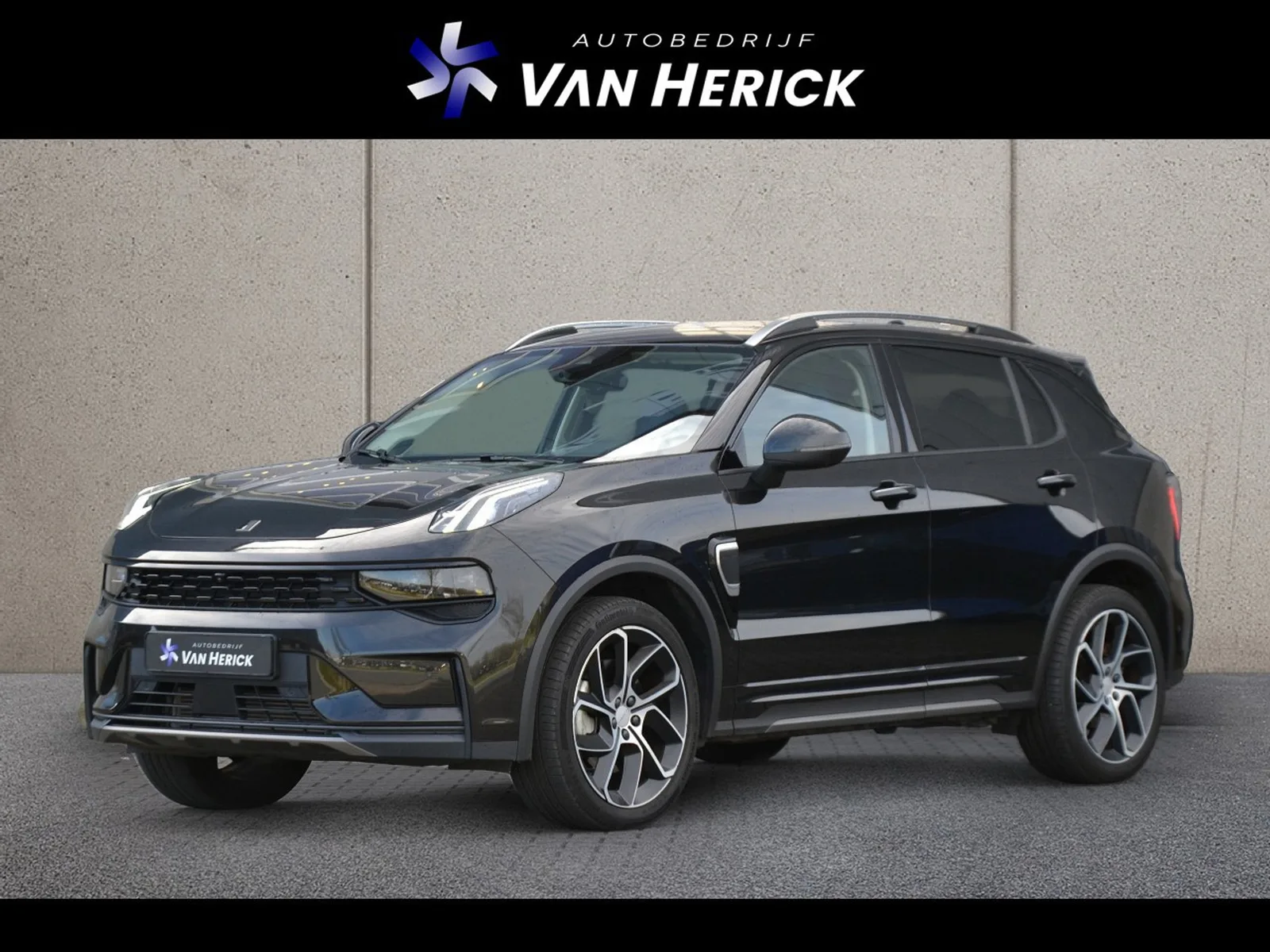 Lynk & Co 01 (2022) — foto 1