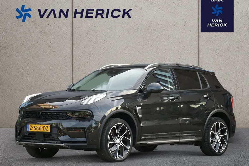 Lynk & Co 01 (2022)