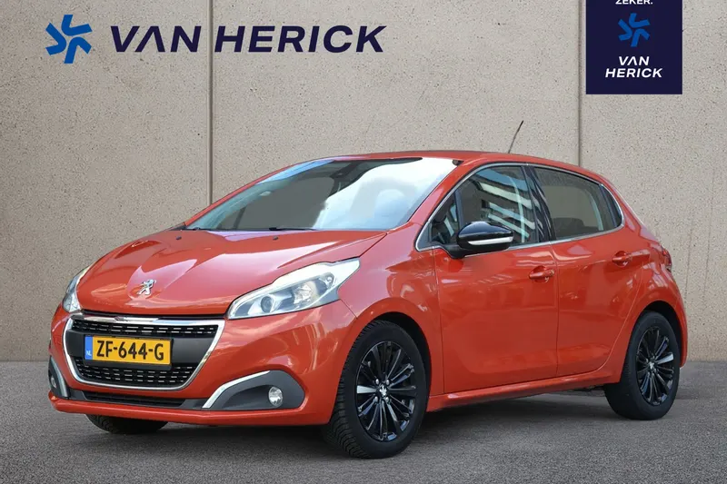 Peugeot 208 (2015)