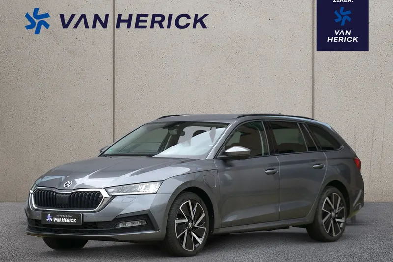Škoda Octavia (2023)