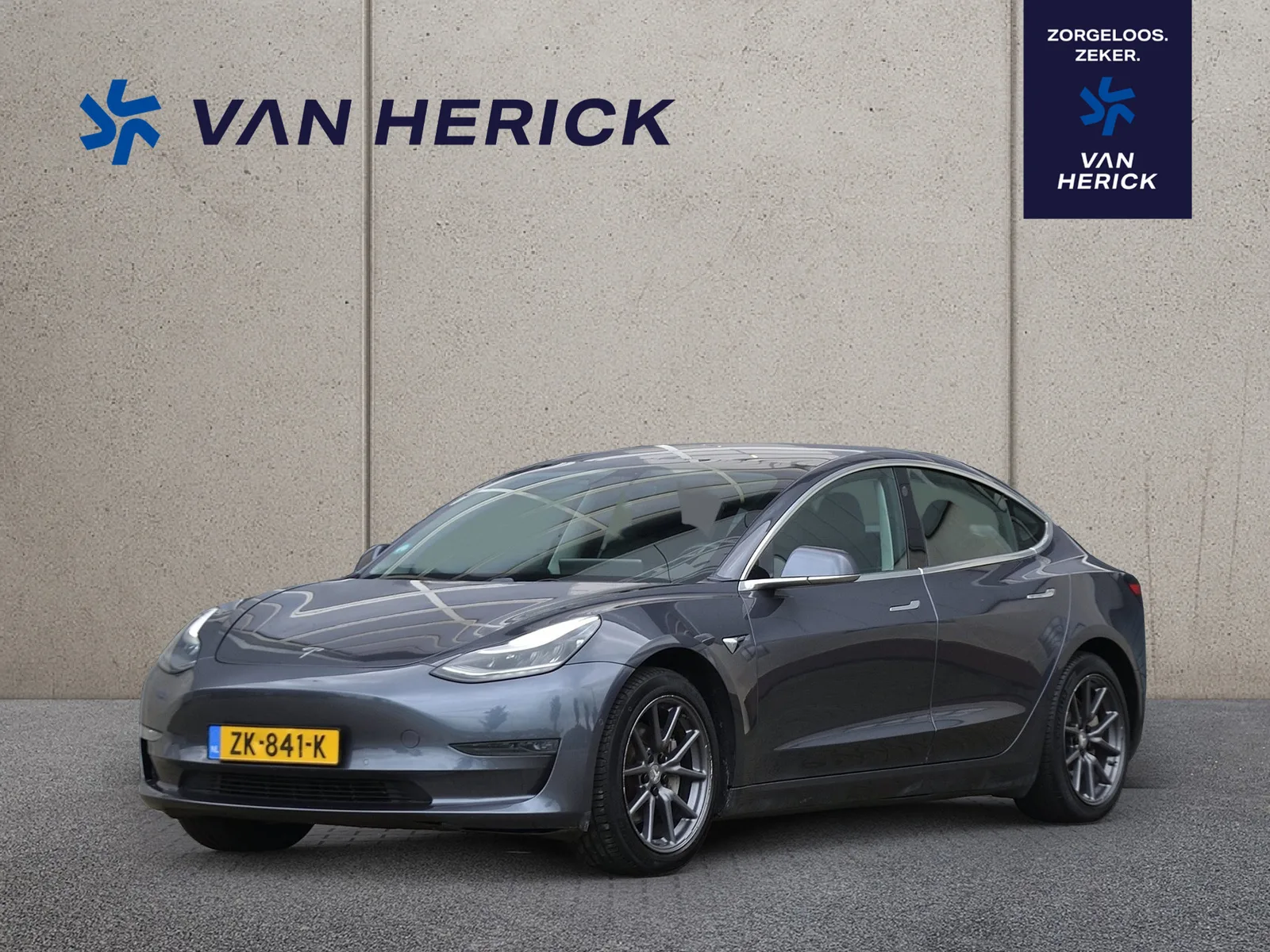 Tesla Model 3 (2019) — foto 1