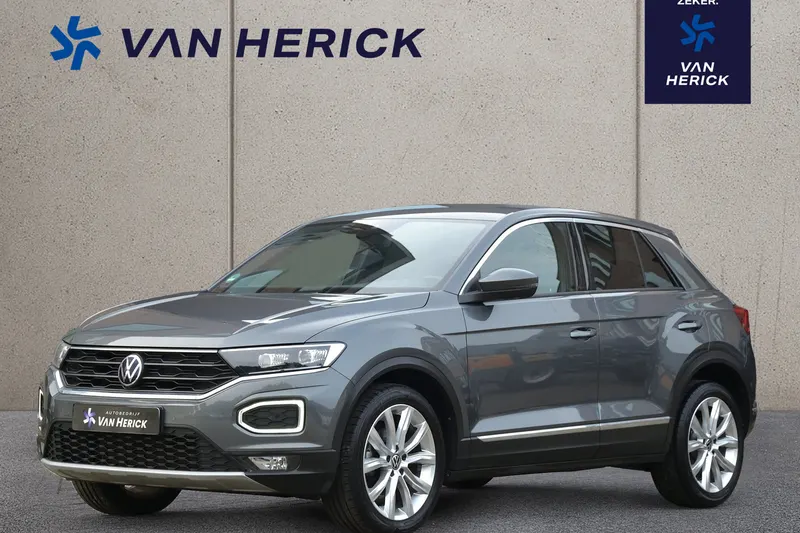 Volkswagen T-Roc (2022)