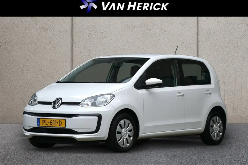 Volkswagen Up! (2017)