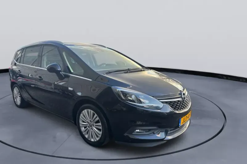 Opel Zafira (2017)