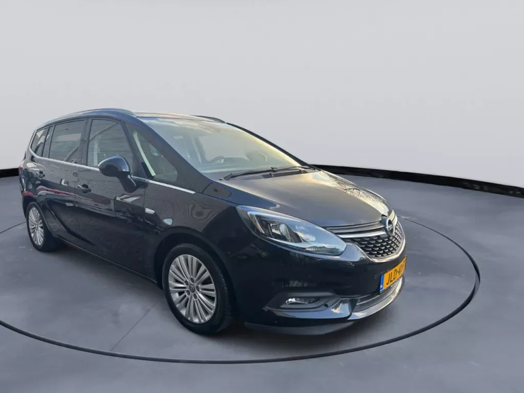 Opel Zafira (2017) — foto 1