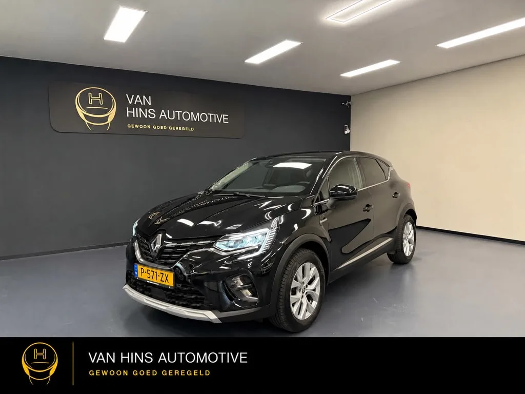 Renault Captur (2022) — foto 1