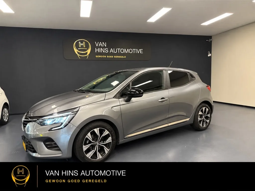 Renault Clio (2023) — foto 1
