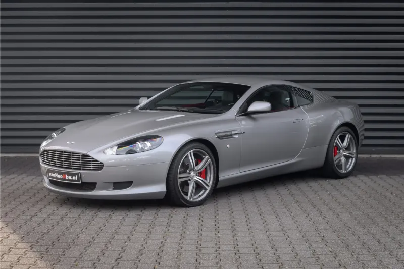 Aston Martin DB9 (2008)