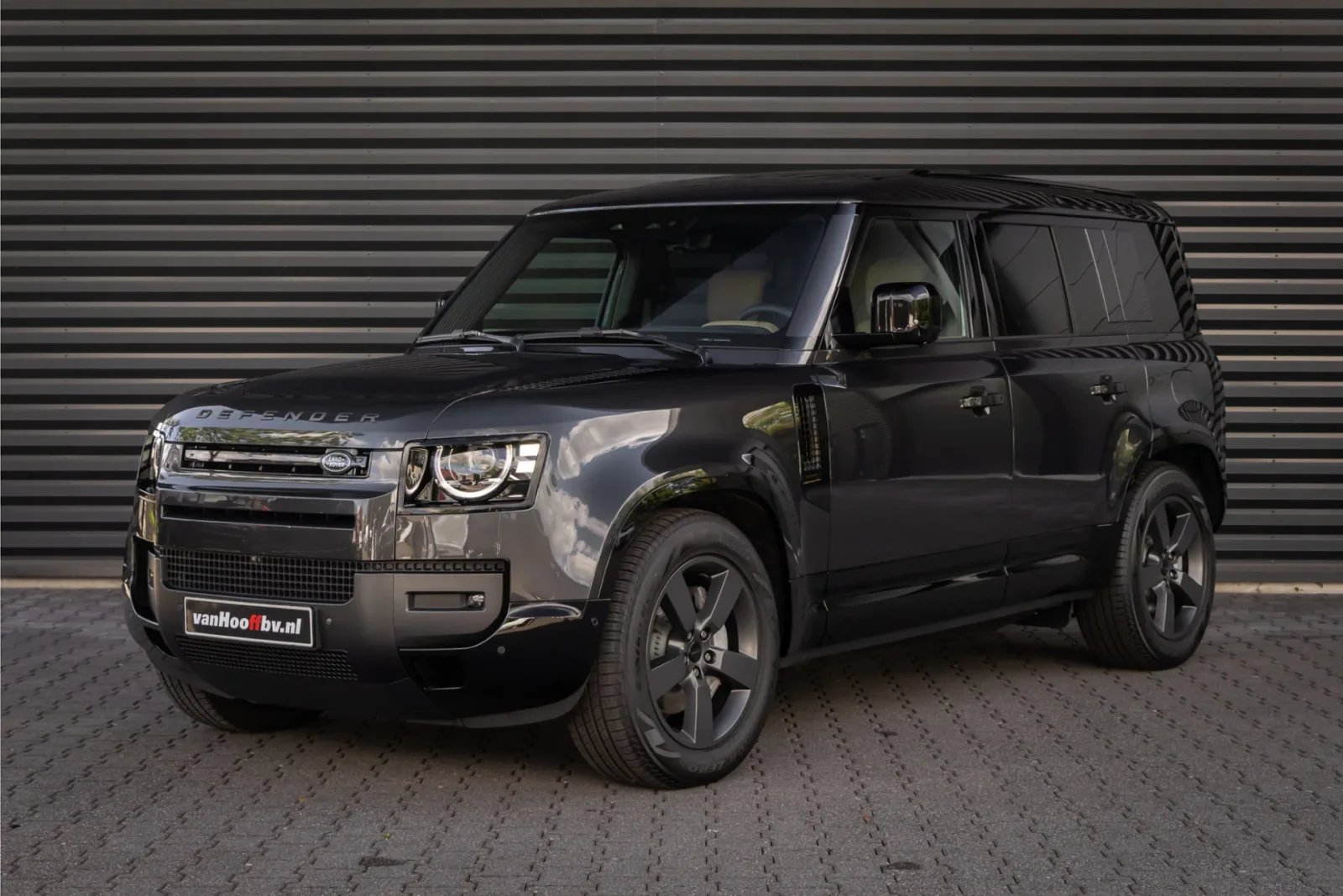 Land Rover Defender (2026) — foto 1