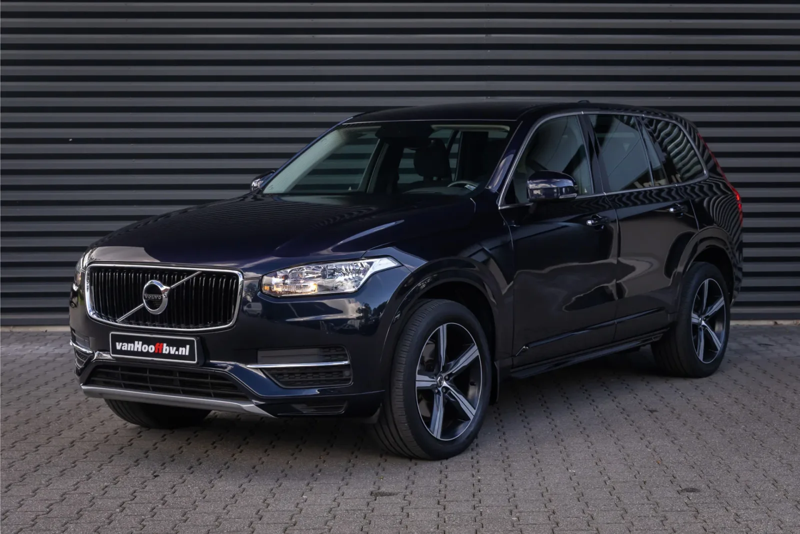 Volvo XC90 (2016) — foto 1