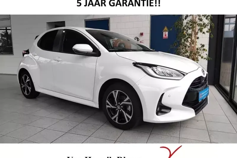 Toyota Yaris (2024)