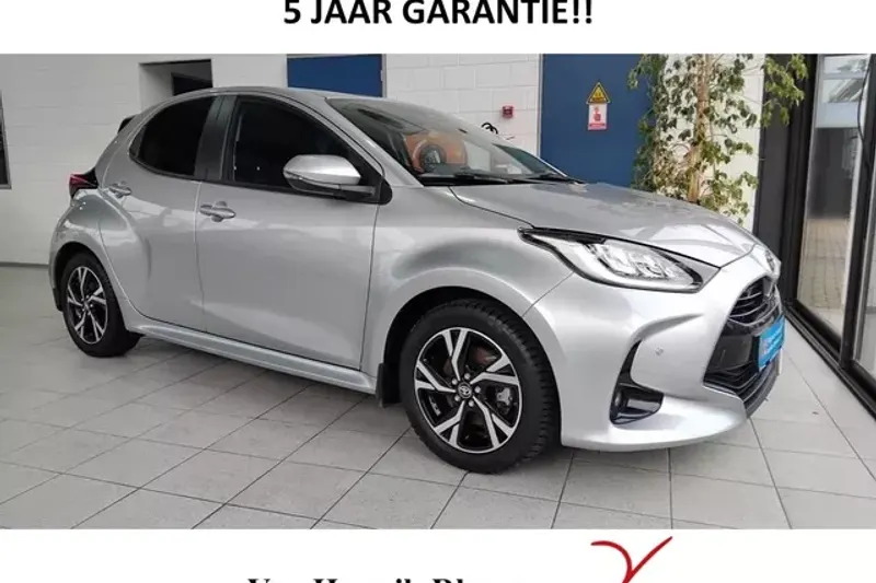 Toyota Yaris (2024)