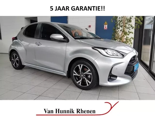 Toyota Yaris (2025) — foto 1