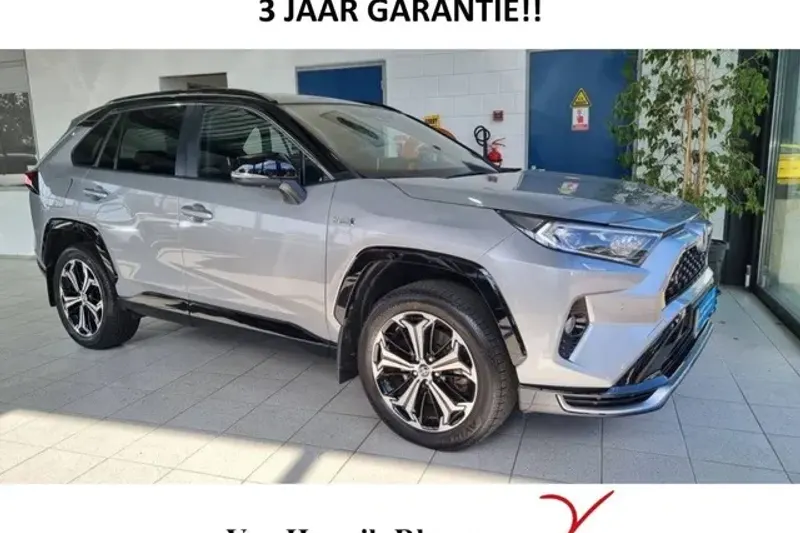 Toyota RAV4 (2021)