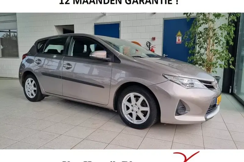 Toyota Auris (2015)