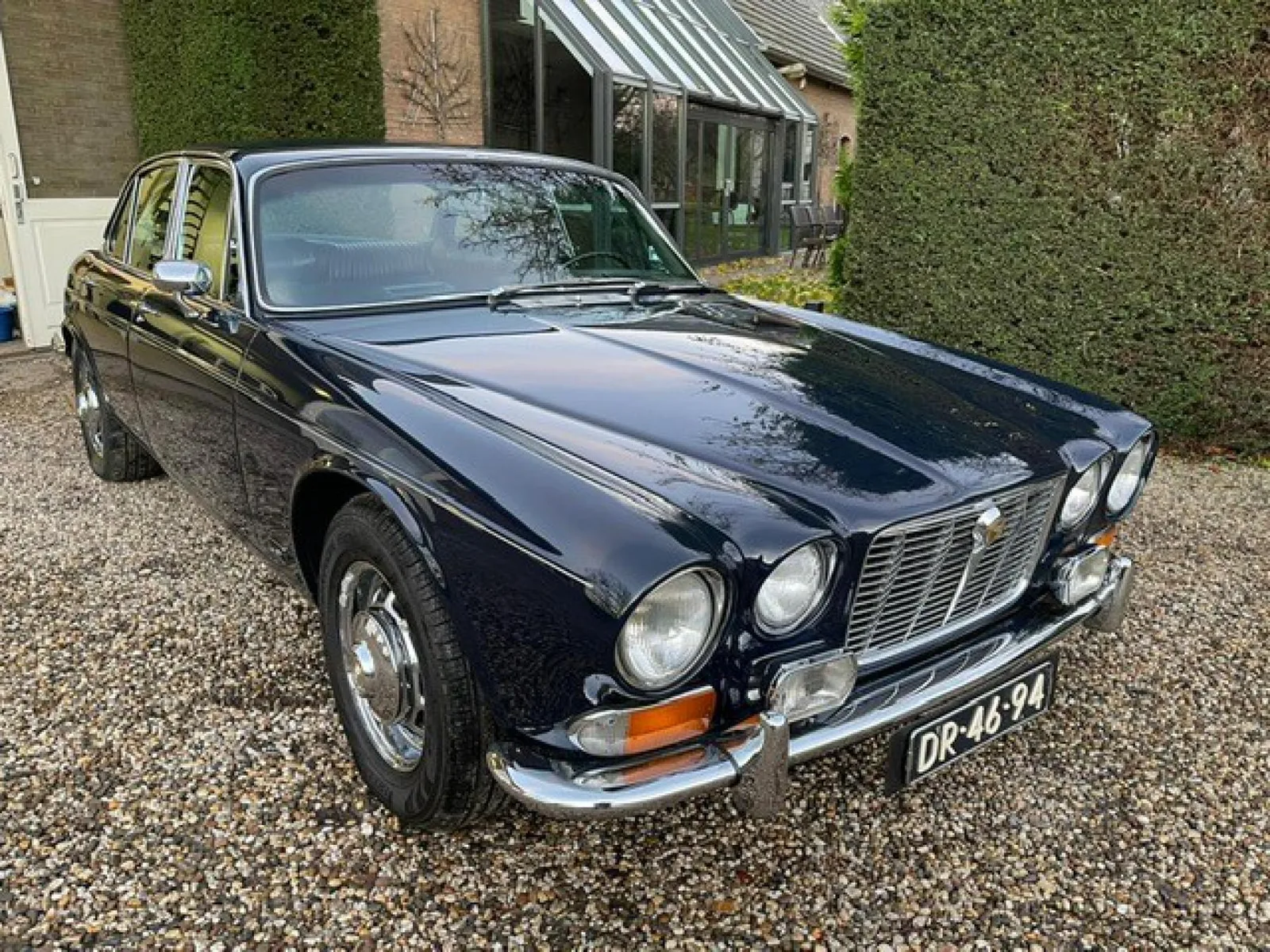 Jaguar XJ (1972) — foto 1