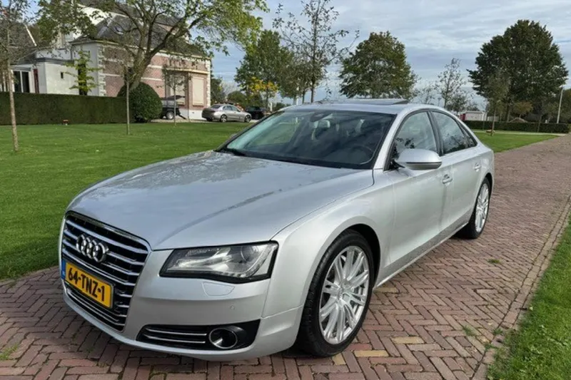 Audi A8 (2010)