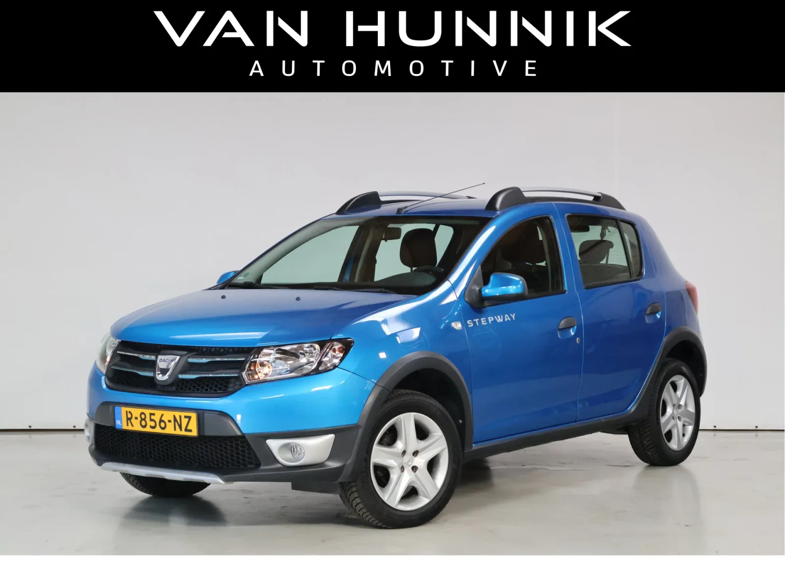 Dacia Sandero Stepway (2016) — foto 1